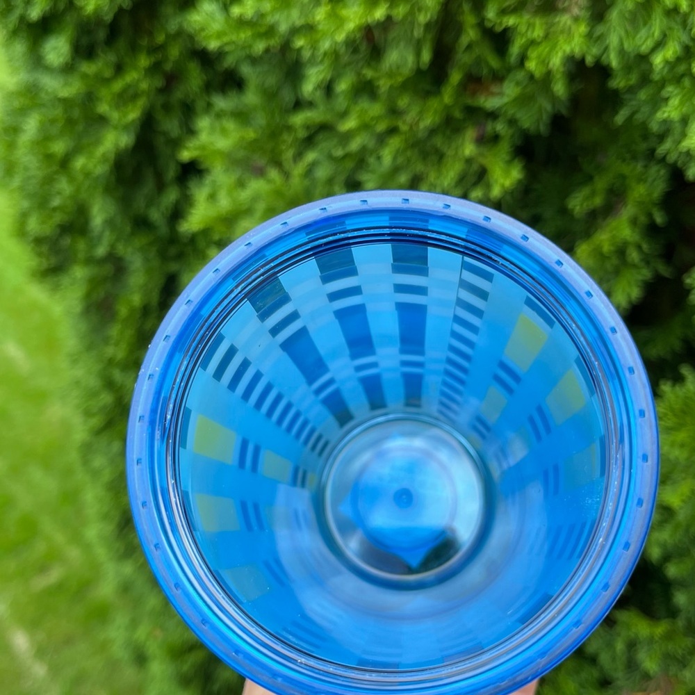 Starbucks 2018 Yellow & Blue Plaid
Travel Tumbler 16oz Plastic Cold Cup NWT - Picture 5 of 6